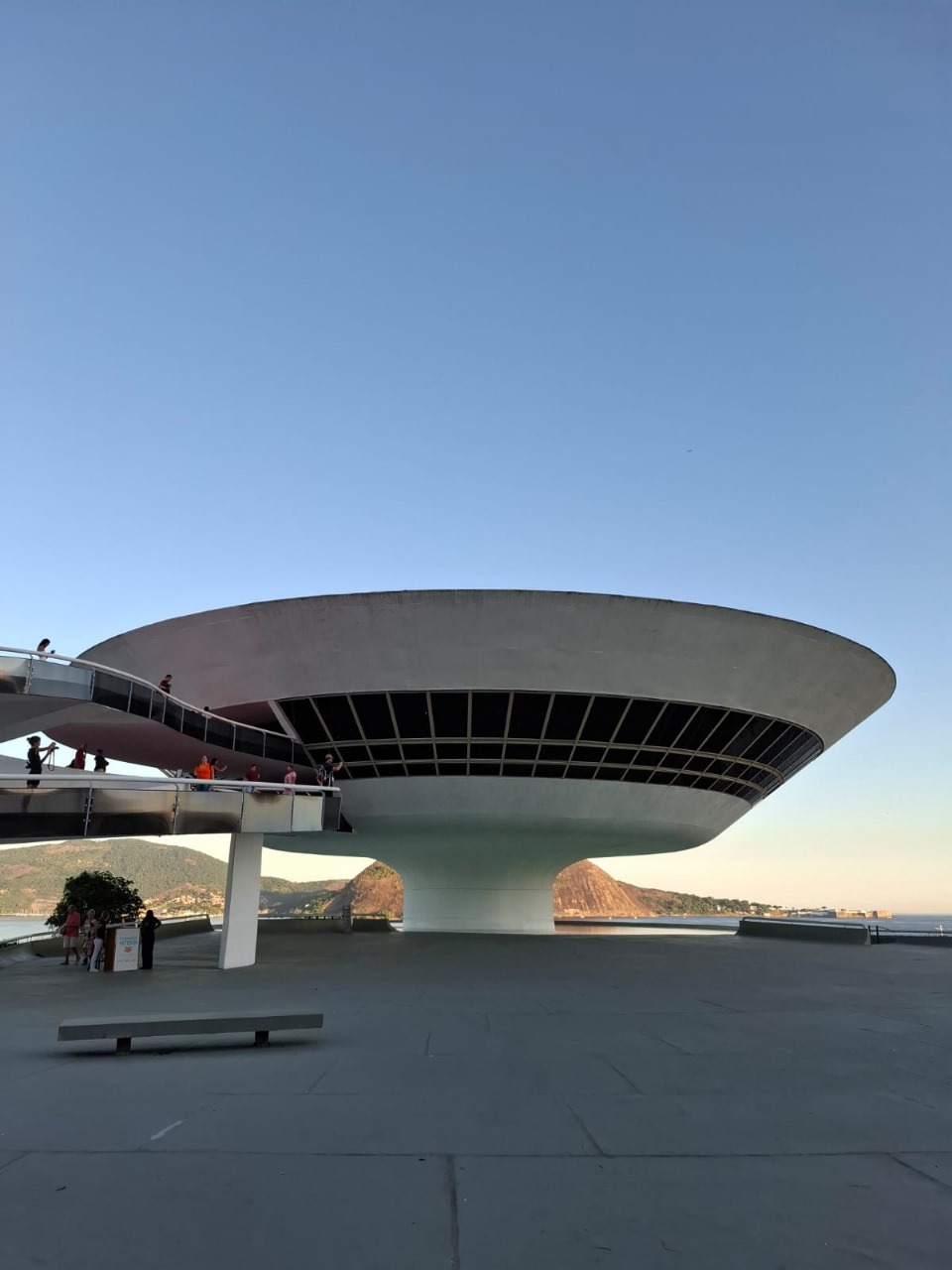 Imagem do MAC Niterói